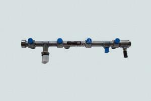 Рампа топливная с датчиком ISF2.8 BOSCH 0 445 224 059